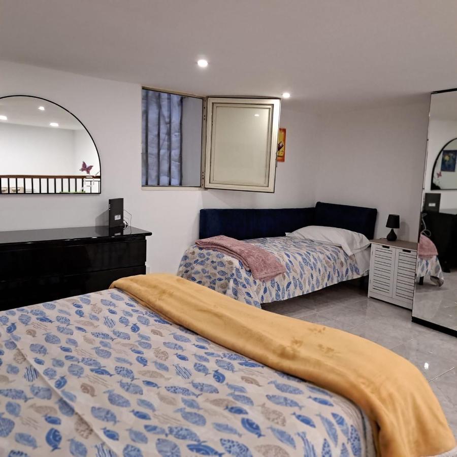 ナポリCentro Storico S Chiara Houseアパートメント エクステリア 写真